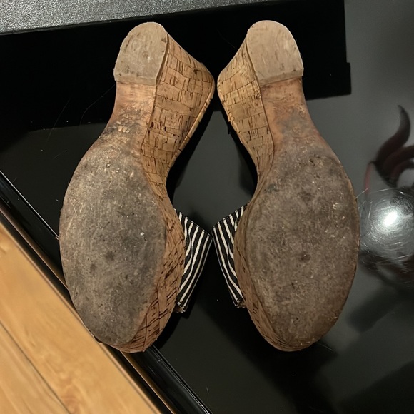 ❤️VINTAGE ❤️ Chanel cork bottom logo sandals - Picture 8 of 10